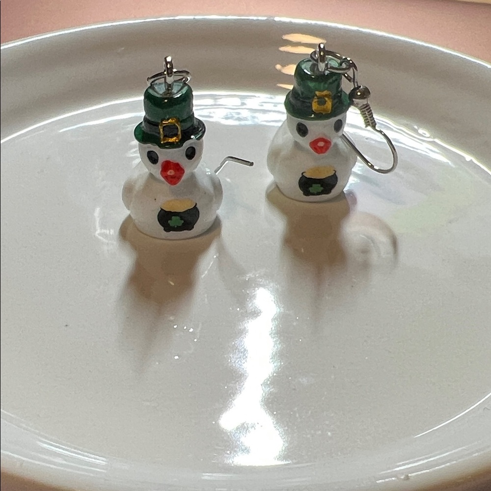 Saint Patrick’s day lucky duck earrings - Picture 2 of 5